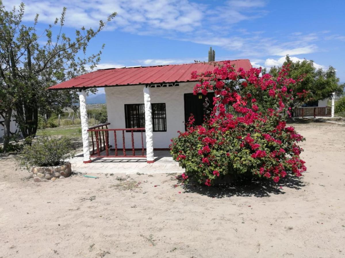 Payande - Tatacoa Villa Villavieja Buitenkant foto